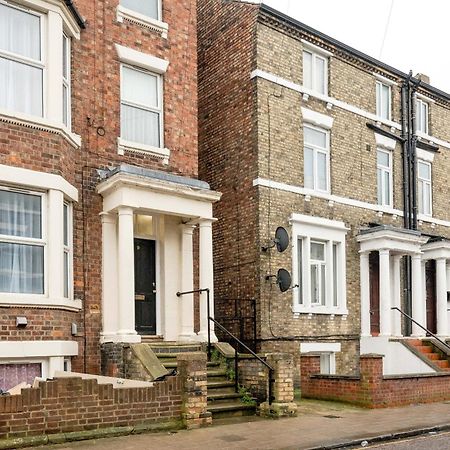 Free Parking, 2 Beds,Close To Train Station Bedford Esterno foto