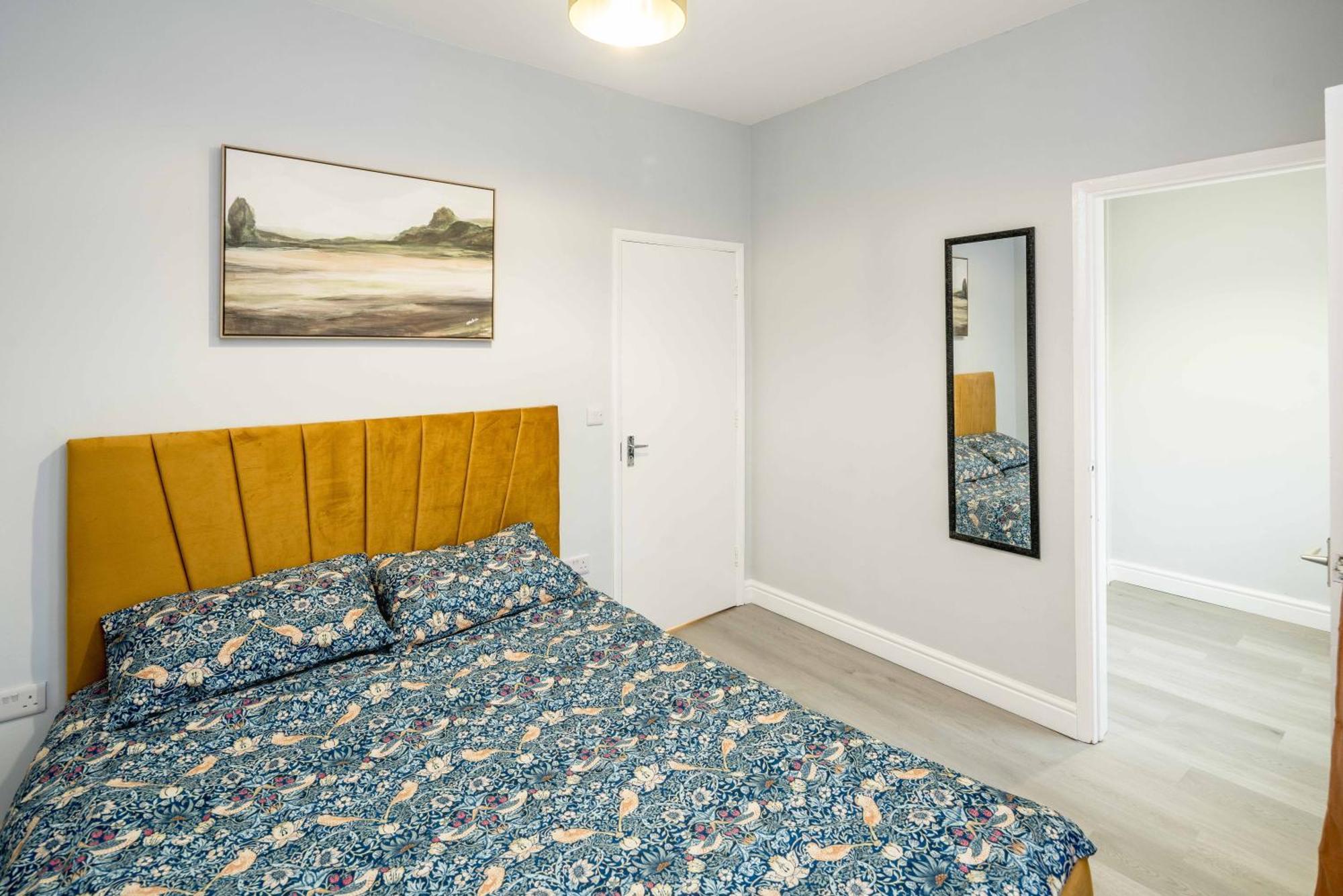 Free Parking, 2 Beds,Close To Train Station Bedford Esterno foto