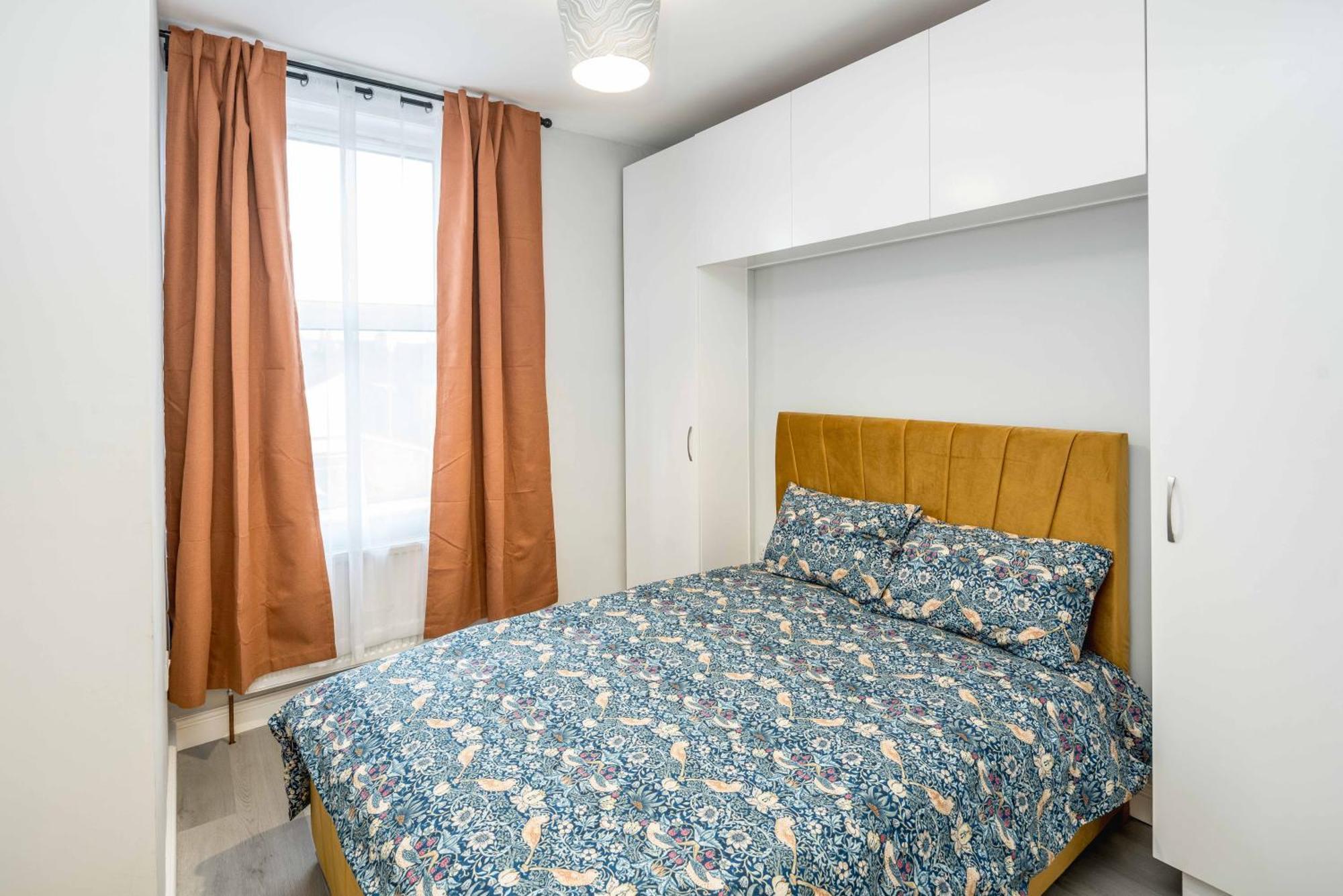Free Parking, 2 Beds,Close To Train Station Bedford Esterno foto